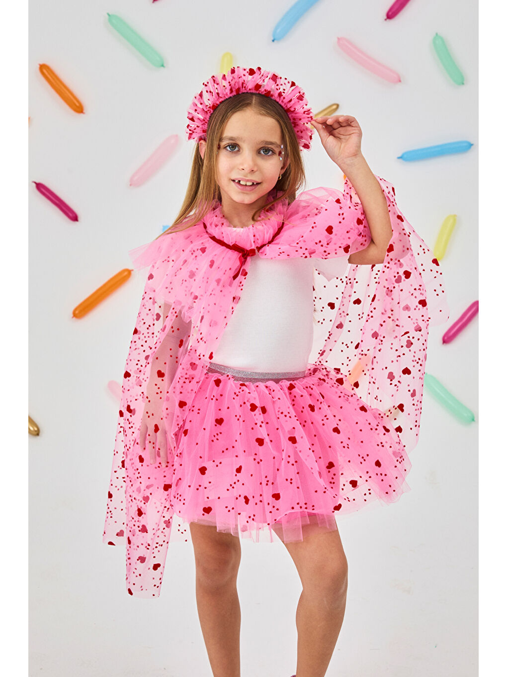 Pembe Flok Kalp Baskılı Kız Çocuk Pelerin Asa ve Taç Set-2