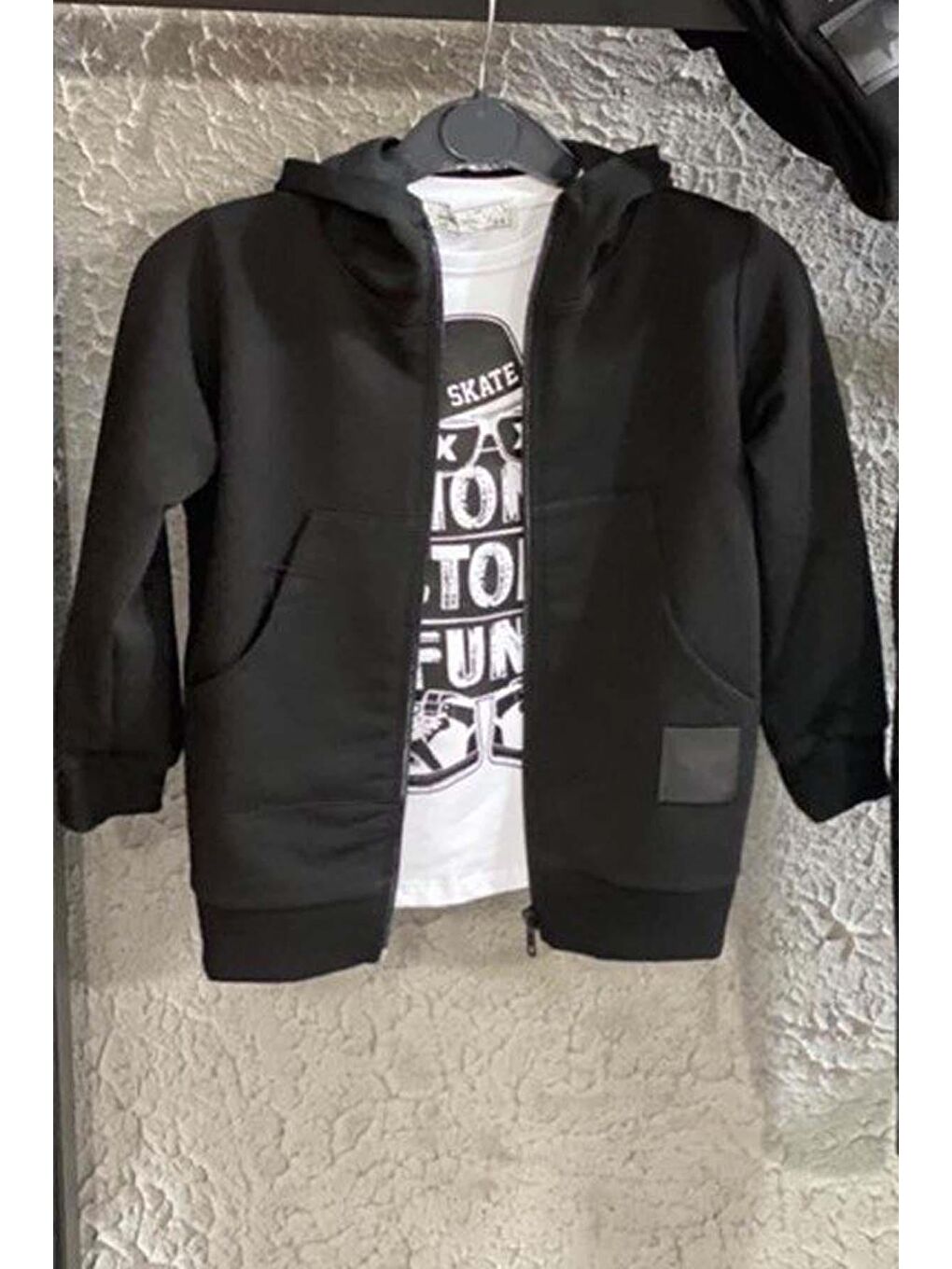 Erkek Çocuk Şapka Ve Non Stop Baskılı Kazak Cımalı Siyah Eşofman Takım-2