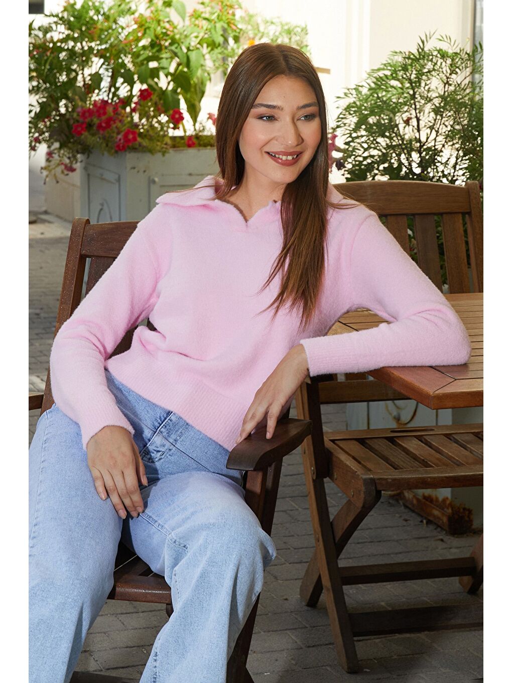 Pembe Basic Gömlek Yaka Sakallı Kazak