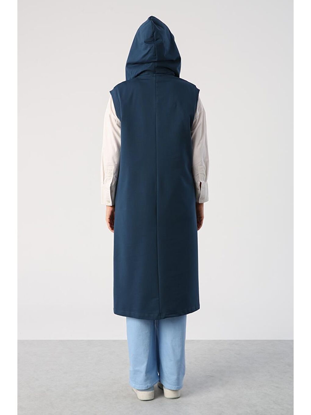 Koyu İndigo Dokuma Garnili Şerit Detaylı Kapüşonlu Yelek-3