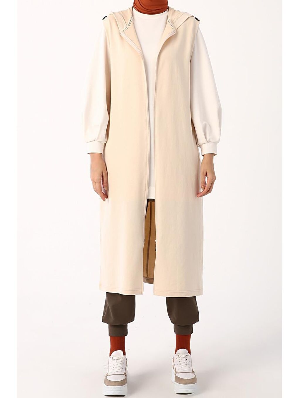 Yeni Bej Omuz Şeritli Fermuarlı Yelek-1