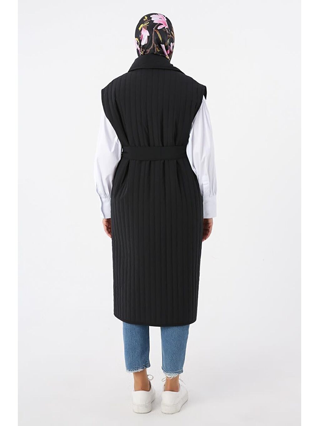 Siyah Oversize Çıtçıtlı Dikey Çizgi Uzun Şişme Yelek-2