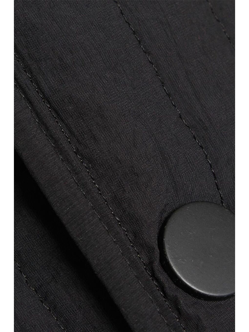 Siyah Oversize Çıtçıtlı Dikey Çizgi Uzun Şişme Yelek-4