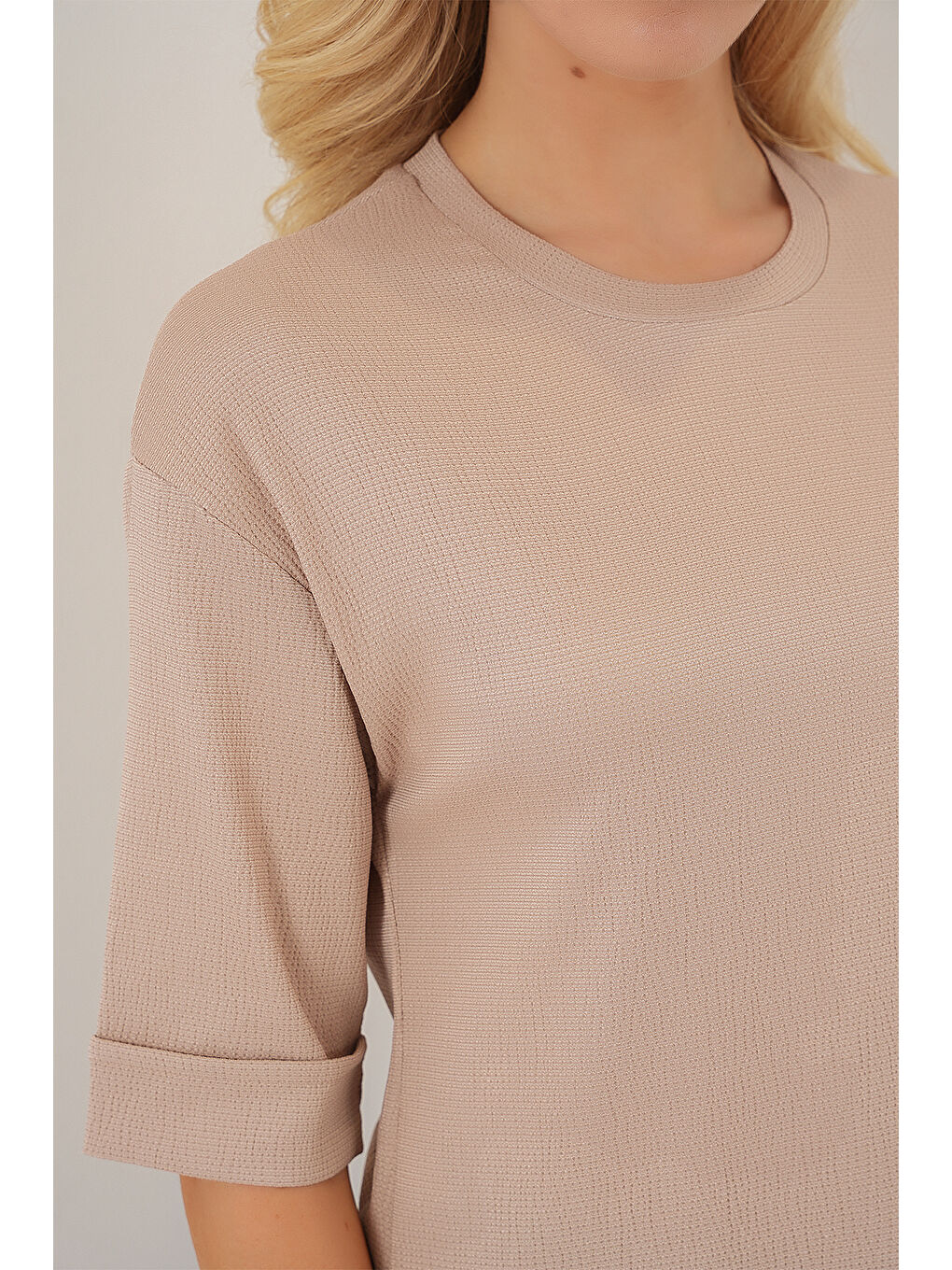 Bej 4332 Yanı Yırtmaçlı Örme Tişört - Bisküvi-4