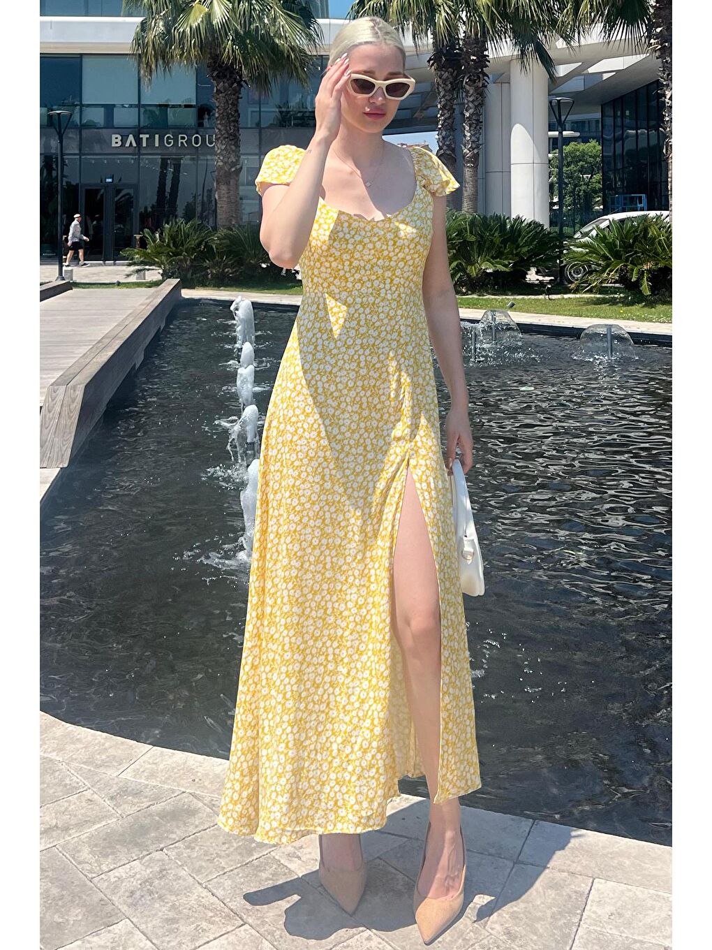 Sarı Desenli Yırtmaçlı Uzun Elbise Mg2004-1