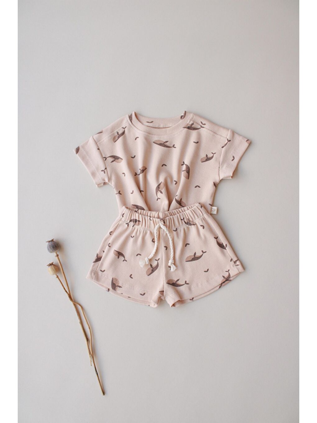 Bej Balina Desen Kaşkorse Şortlu Takım