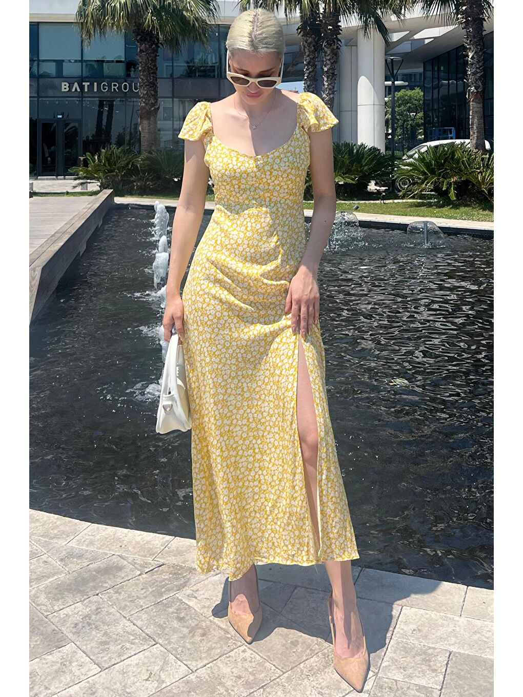 Sarı Desenli Yırtmaçlı Uzun Elbise Mg2004-5