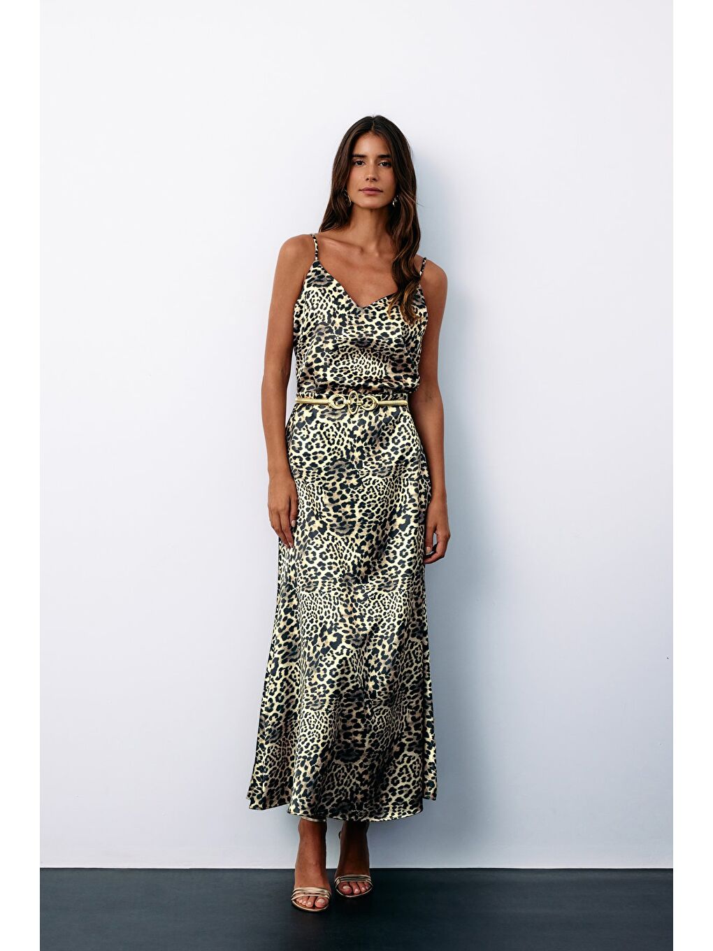 Leopar Desenli Saten Etek - Gri