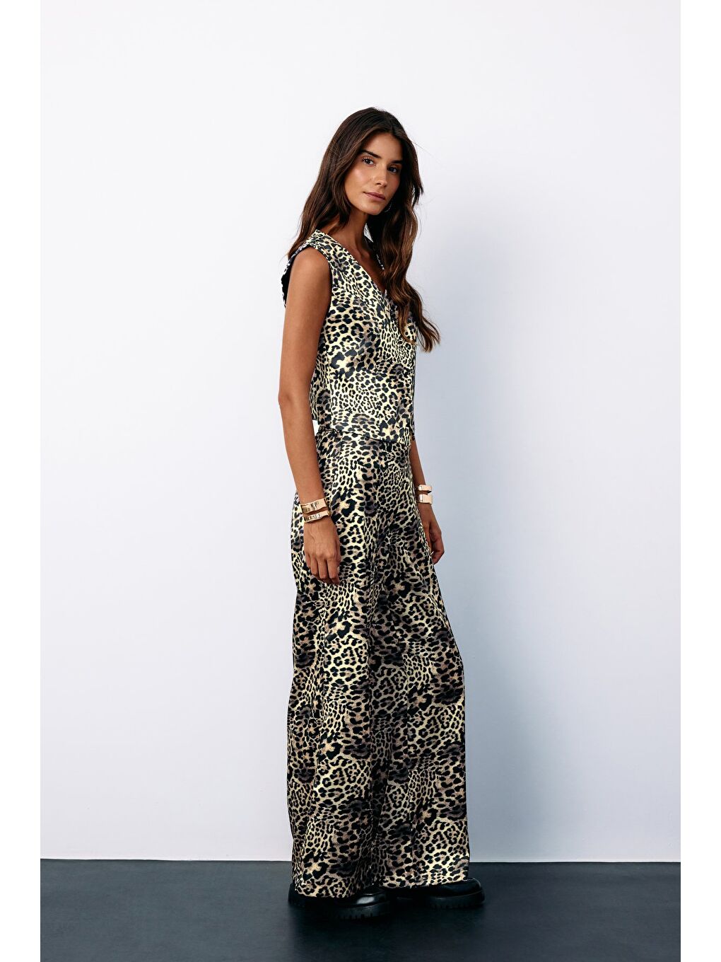 Leopar Desenli Saten Pantolon - Gri-3