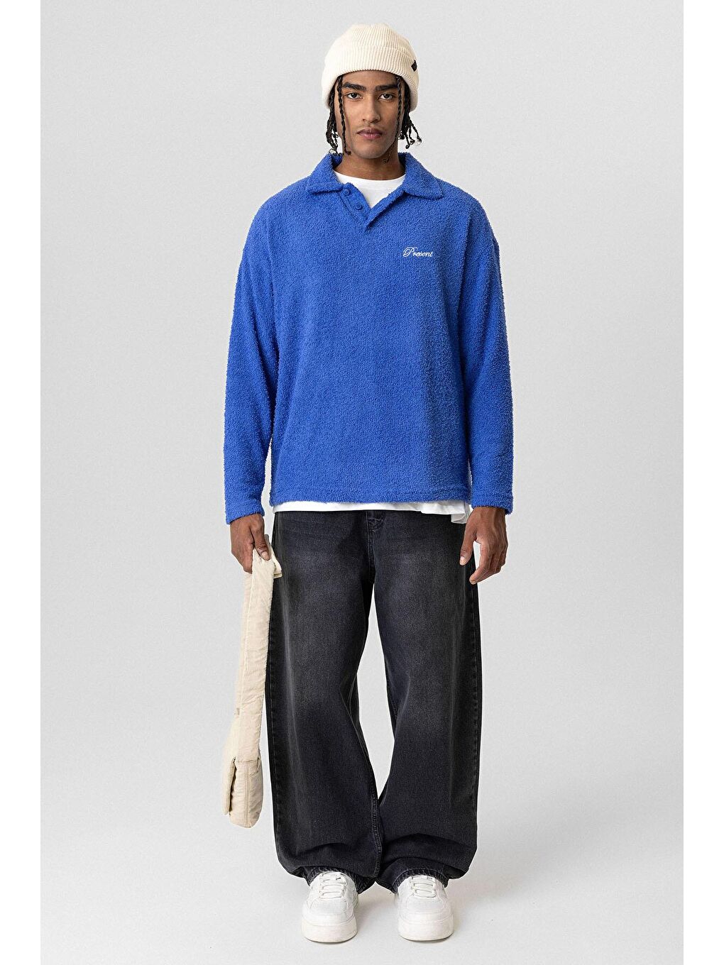 Mavi Yazı Detaylı Oversize Sweatshirt Saks