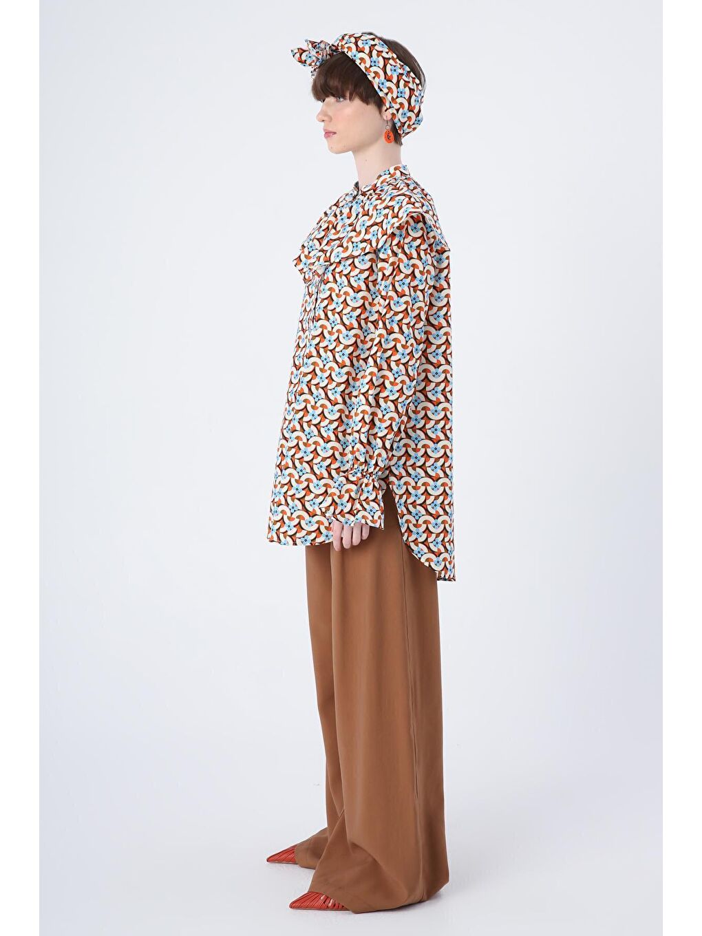 Kahverengi Ekru-Kahve %100 Pamuk Büyük Yakalı Emprime Desenli Gömlek Tunik-2