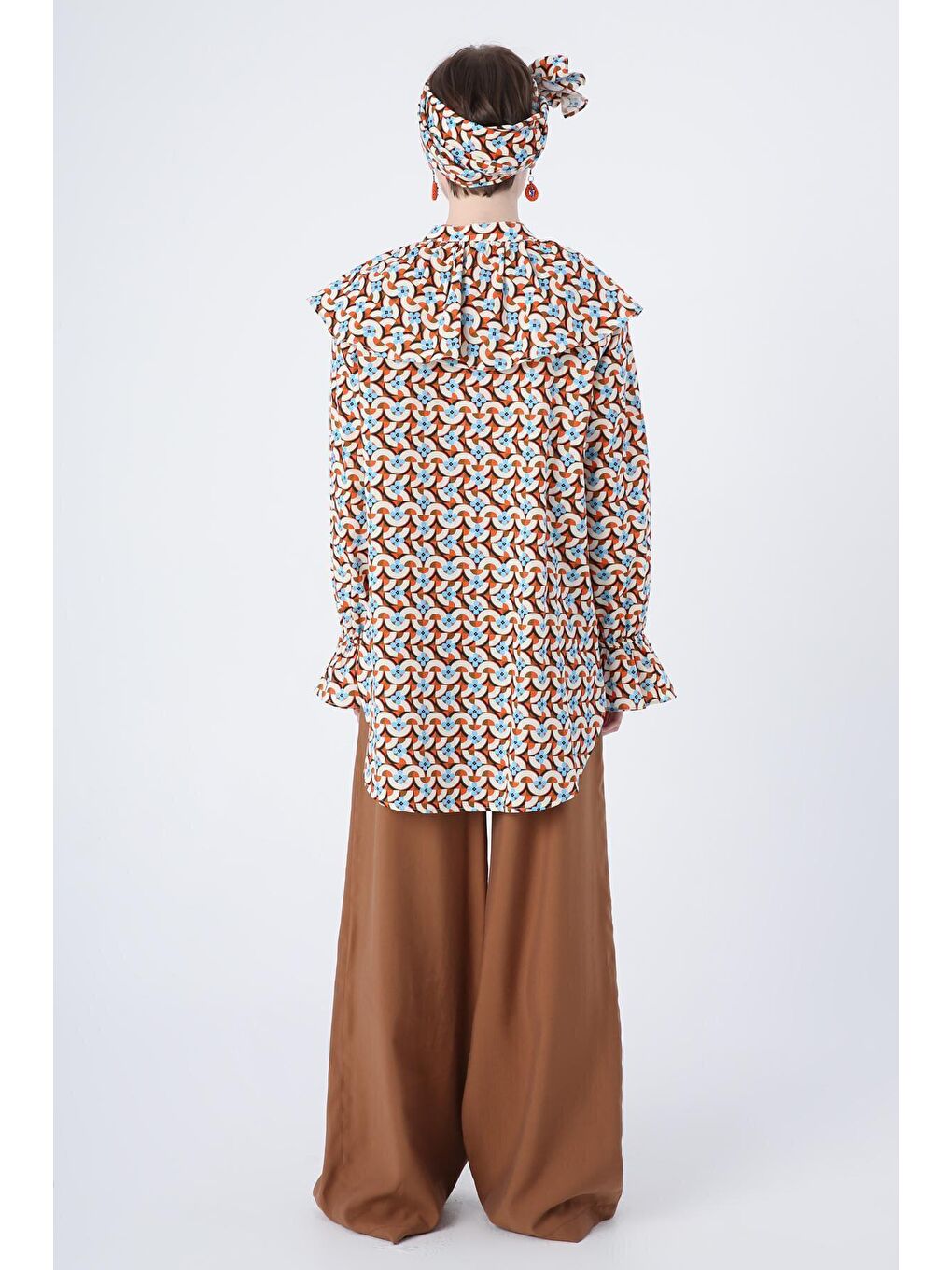 Kahverengi Ekru-Kahve %100 Pamuk Büyük Yakalı Emprime Desenli Gömlek Tunik-3