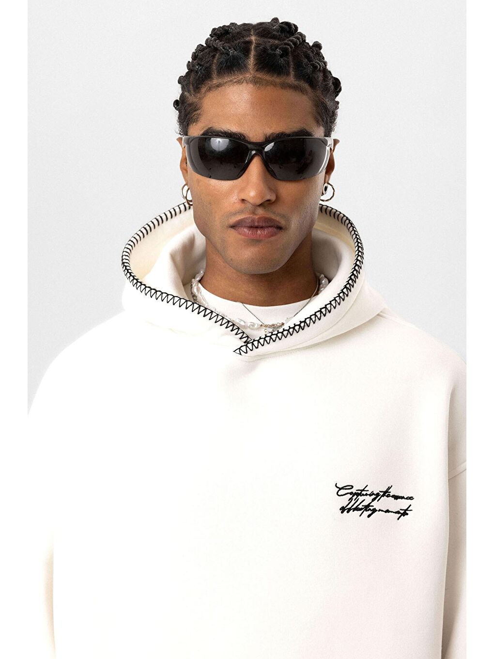 Yazı Detaylı Kapüşonlu Oversize Swaetshırt Ekru-4