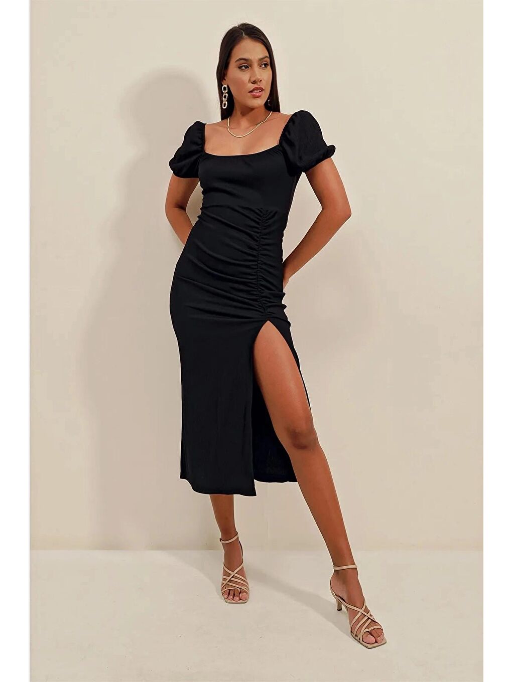 Kadın Siyah Yırtmaçlı Yazlık Örme Elbise HZL23S-BD123961