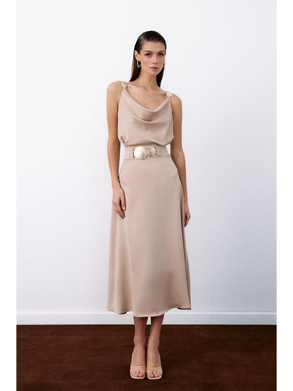 Kemer Aksesuarlı Kloş Etek - Bej-2