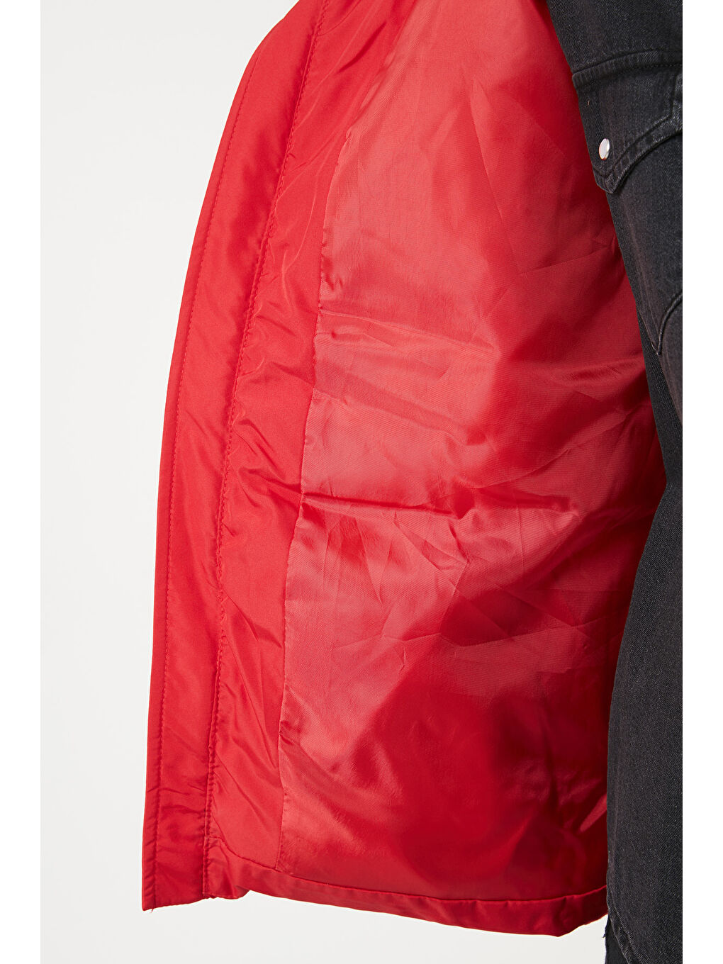 Kırmızı Dik Yaka Cepli Şişme Kısa Mont 6020045-5