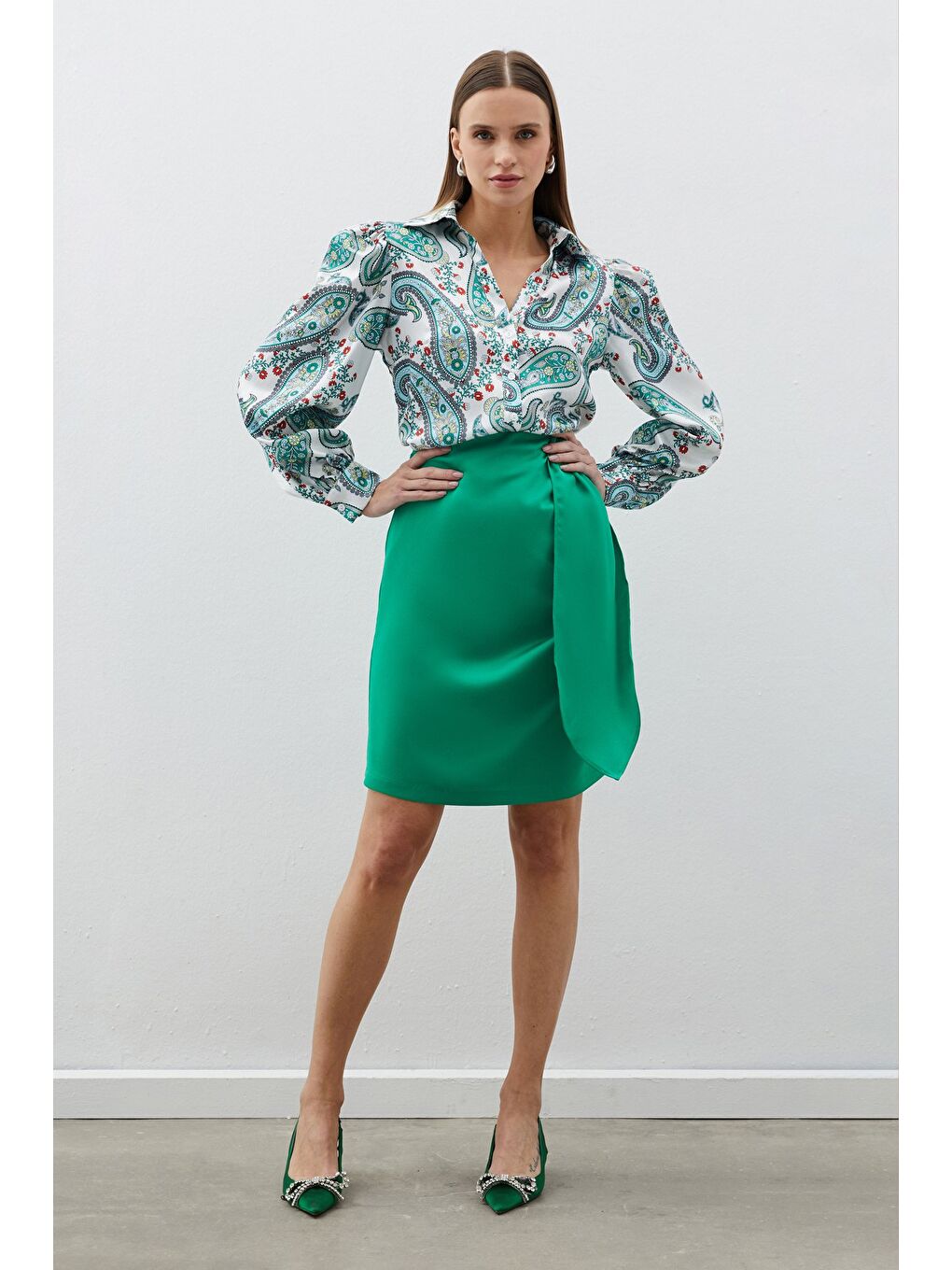 SATEEN Kuşaklı Mini Etek - Yeşil