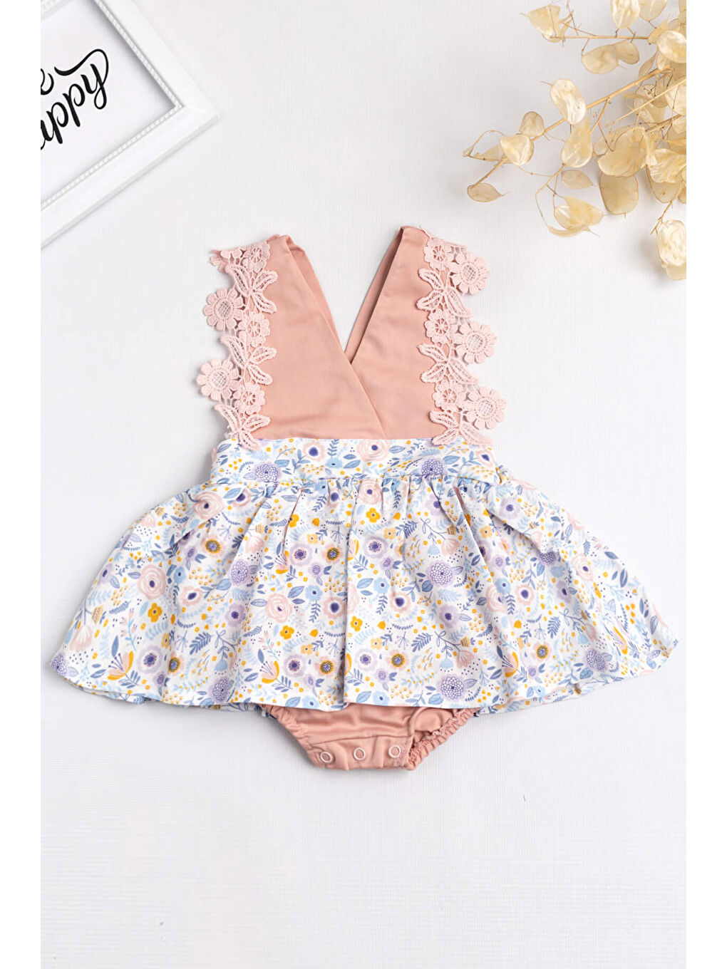 Pembe Gülkurusu  Omuzları Dantelli Bebek Romper - Maria-2