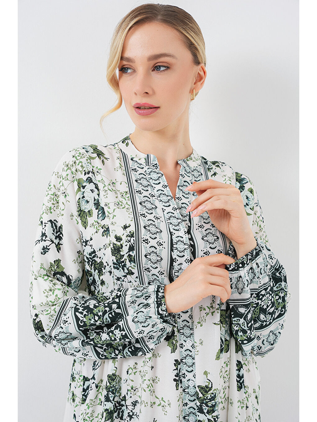 Kadın Yeşil Beyaz Lacivert Viskon Tesettür Elbise 2423-2