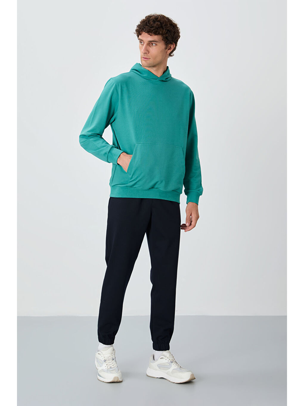 Lacivert Yüzeyi Dokulu Standart Fit Erkek Eşofman Alt - 82156-1