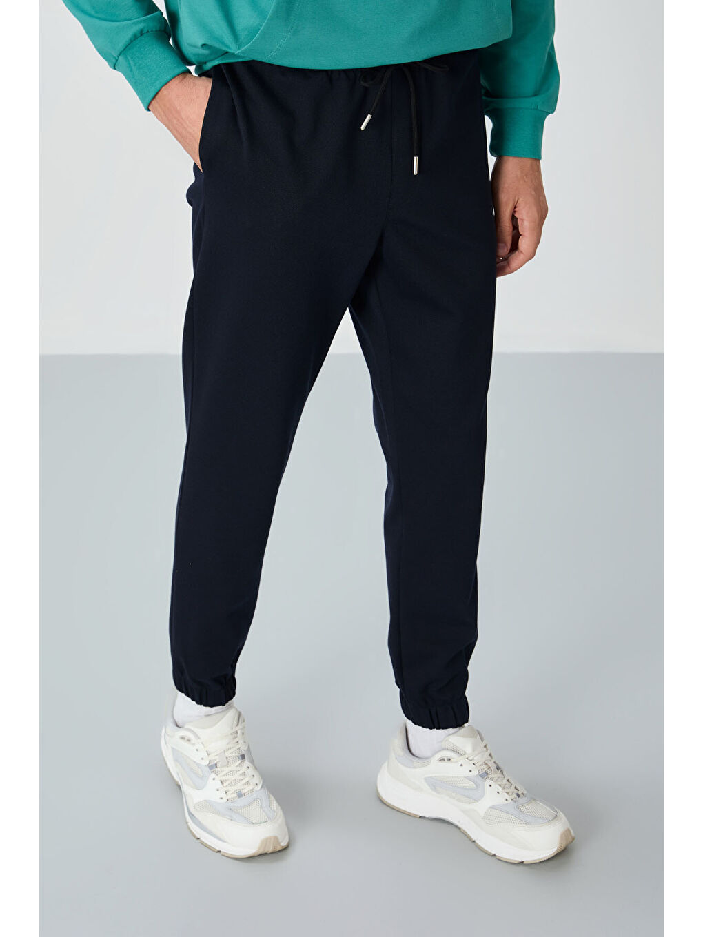 Lacivert Yüzeyi Dokulu Standart Fit Erkek Eşofman Alt - 82156-2