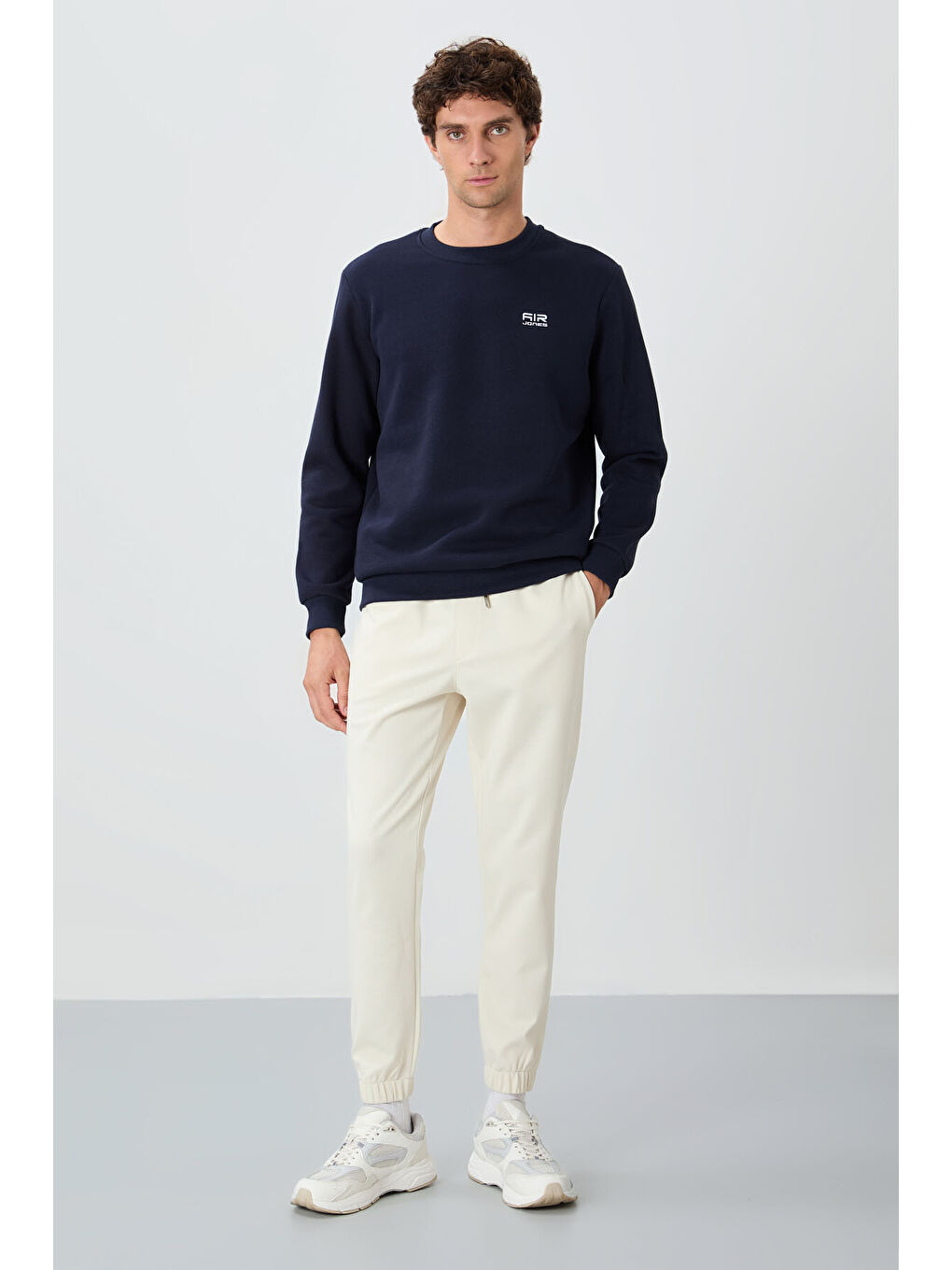 Bej Yüzeyi Dokulu Standart Fit Erkek Eşofman Alt - 82156-1