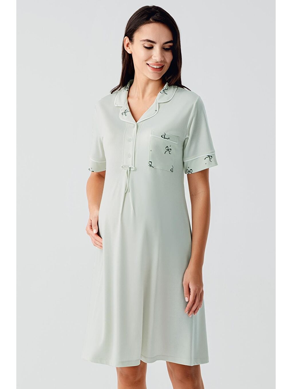 Yeşil Kısa Kollu Fiyonk Desenli Düğmeli Kısa Esnek Viskoz Hamile Gecelik 17107-1