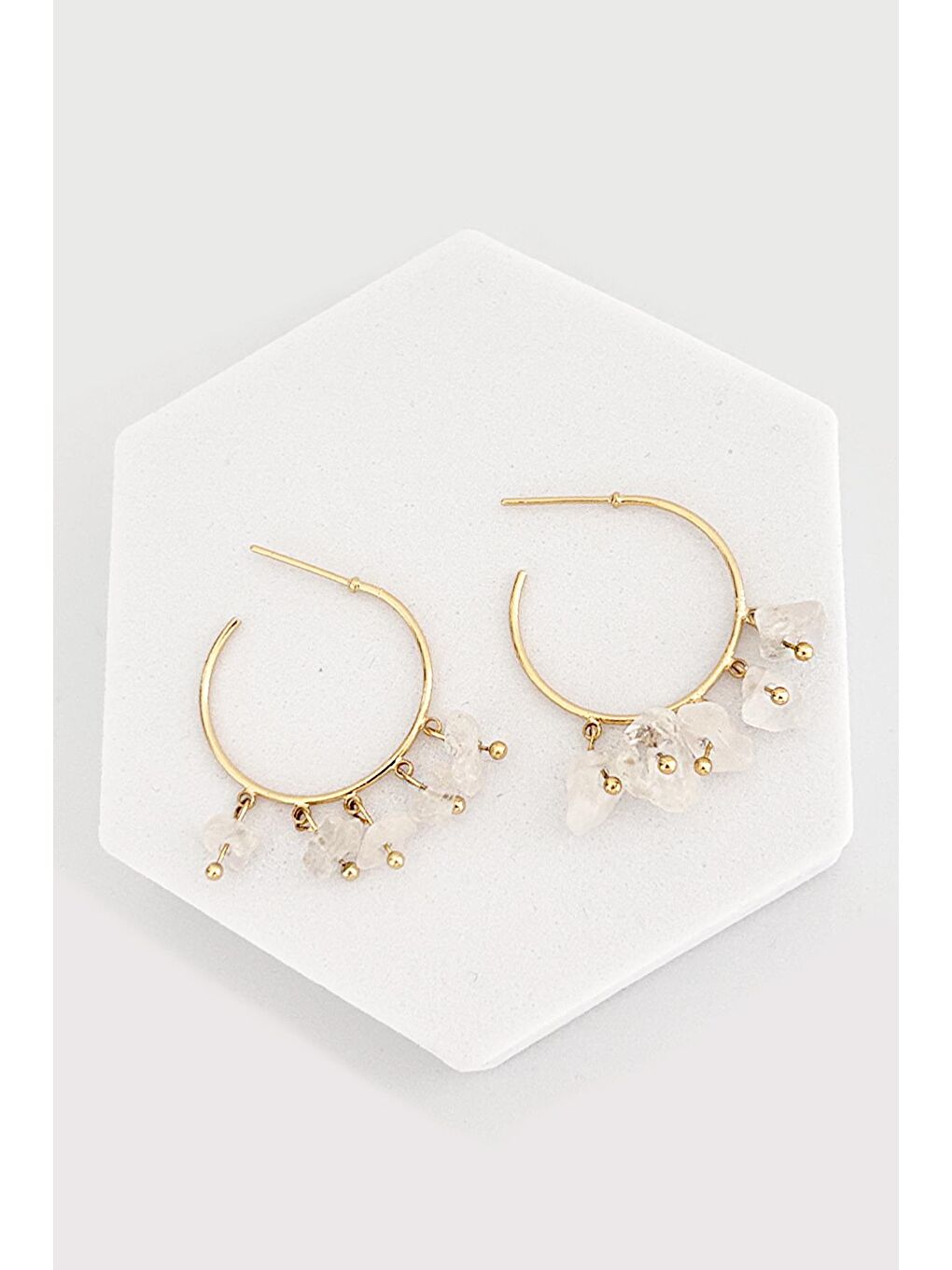 Beyaz Kuvars Sallantılı Halka Küpe-2