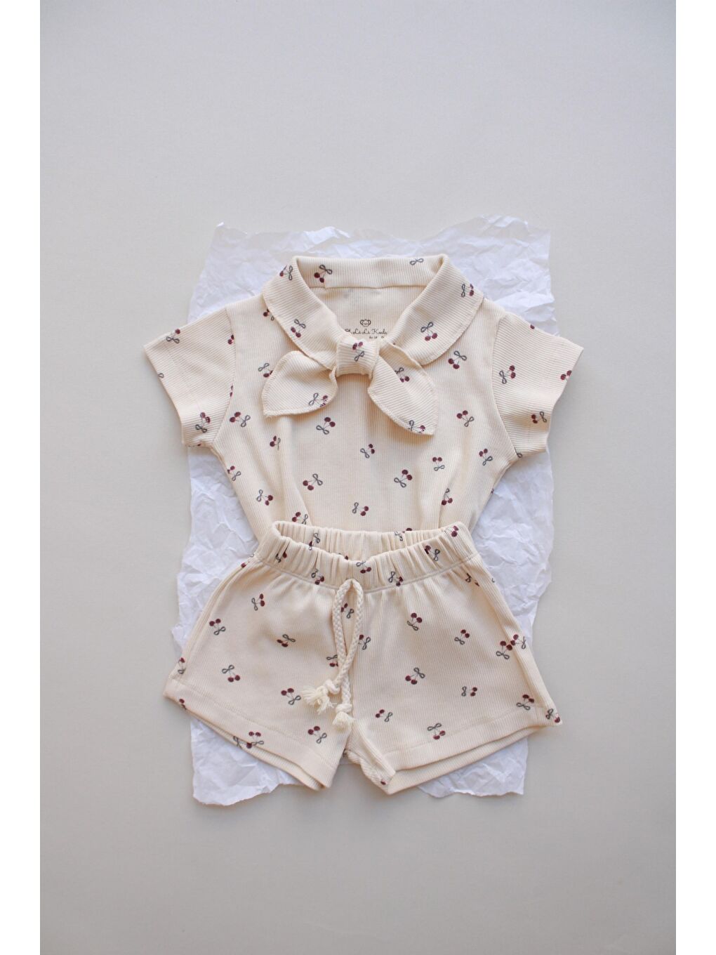 Ekru Cherry Baskı Kaşkorse Yaka Bağlamalı Takım