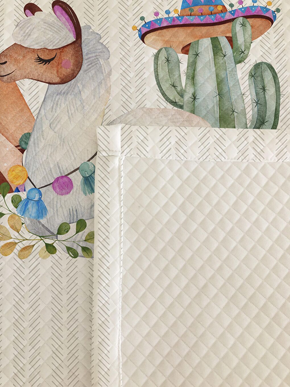 Karışık Lama Desen  Bebek Ve Çocuk Baskılı Tek Kişilik Pike Takımı-2