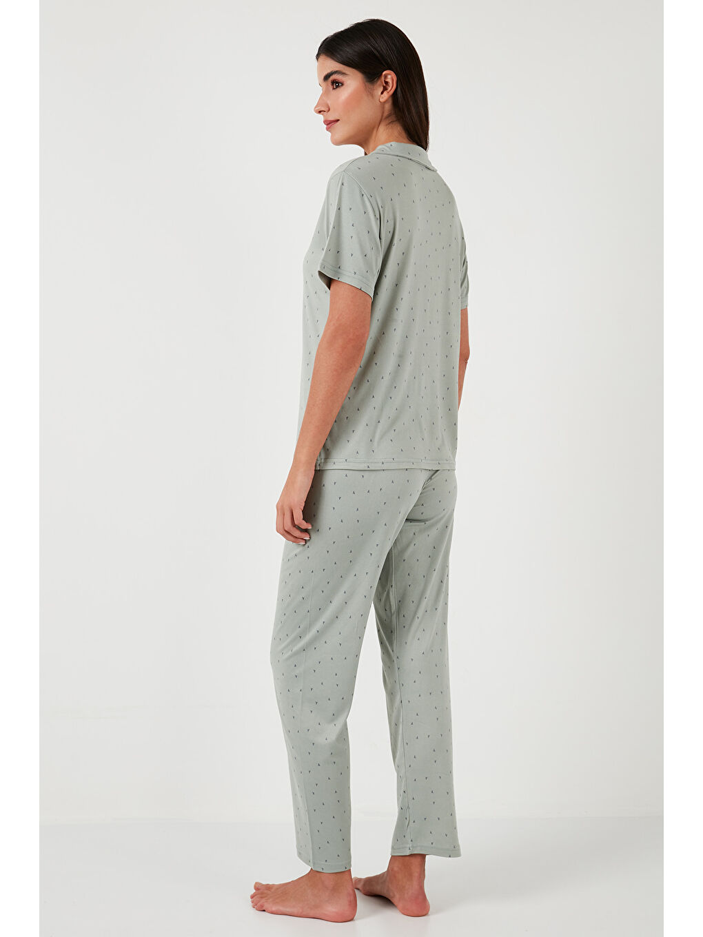 Yeşil Desenli Regular Fit Gömlek Yaka Pijama Takımı 65750101-5