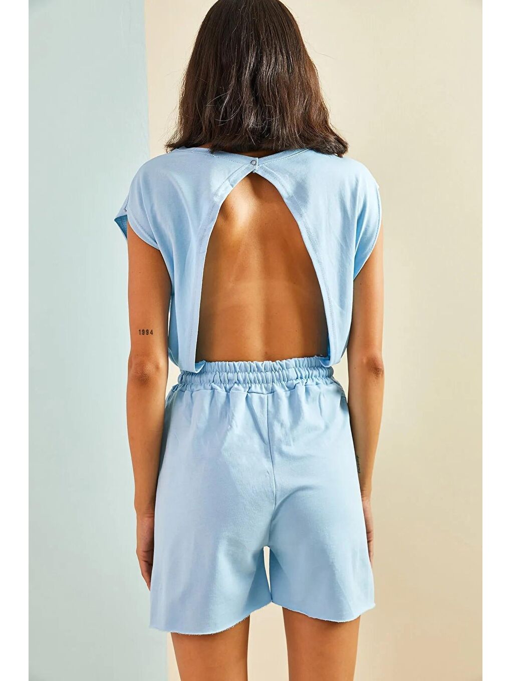 Mavi Kadın Sırt Dekolteli Büzgülü Şortlu Tulum-3