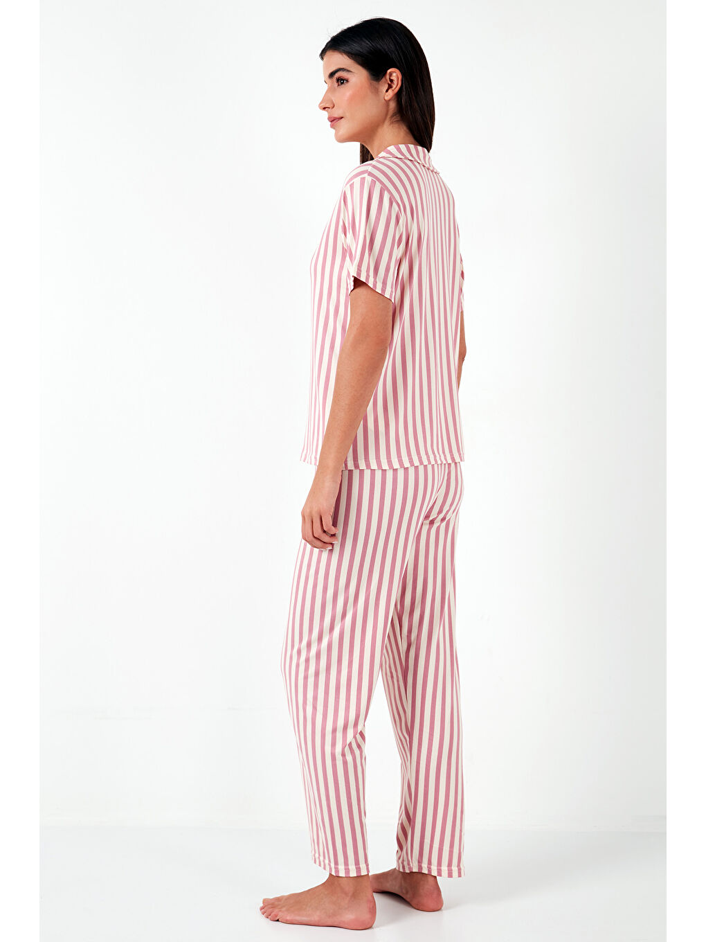 Pembe Desenli Regular Fit Gömlek Yaka Pijama Takımı 65750101-5