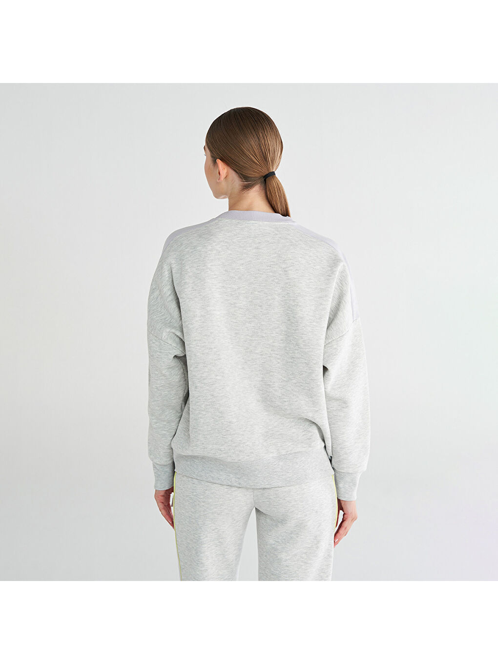 Bexley Kadın Gri Bisiklet Yaka Sweatshirt-1