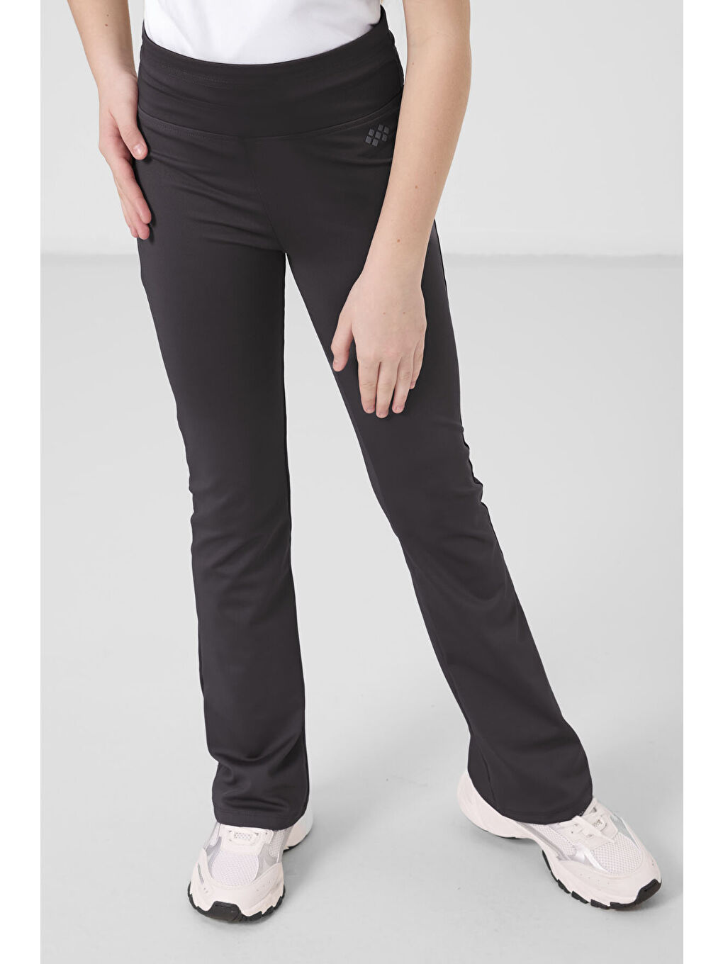 Antrasit Esnek Standart Fit Basic Performans İspanyol Paça Kız Çocuk Tayt - 75193-3