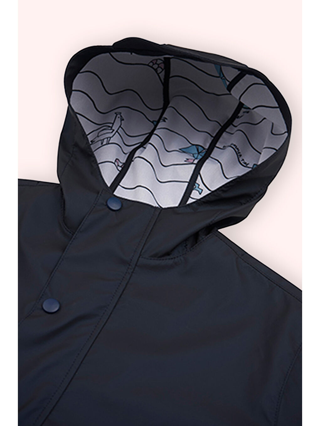 Erkek Çocuk Kapüşonlu İç Bedeni Baskılı Lacivert Yağmurluk-1