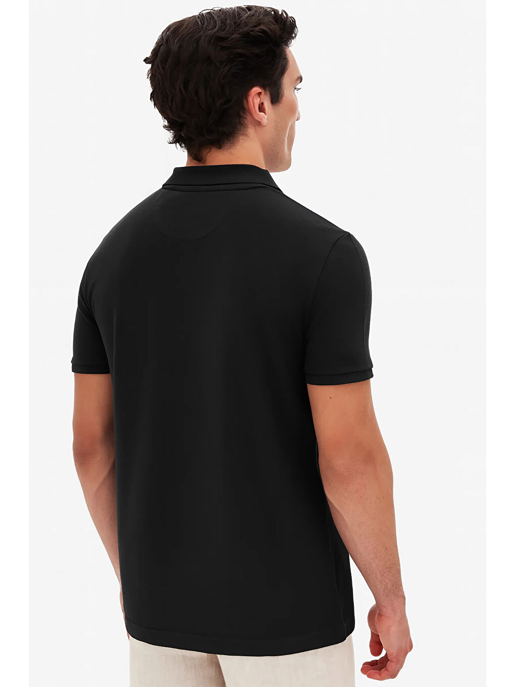 Regular Fit Siyah %100 Pamuklu Kıvrılmaz Polo Yaka Nakışlı Tişört-5