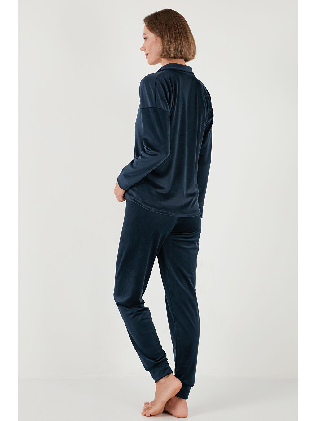 Lacivert Parlak Kadife Ribanalı Kadın Pijama Takımı 6097110-6