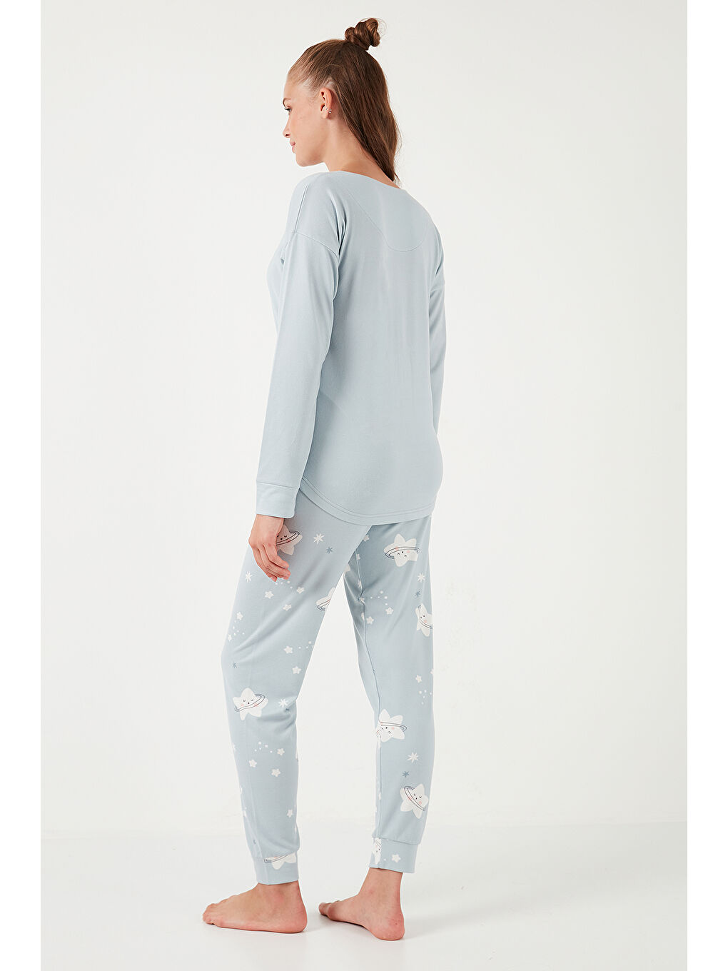 Gri Streç Standart Fit Bisiklet Yaka Desenli Pijama Takımı 6095700-6