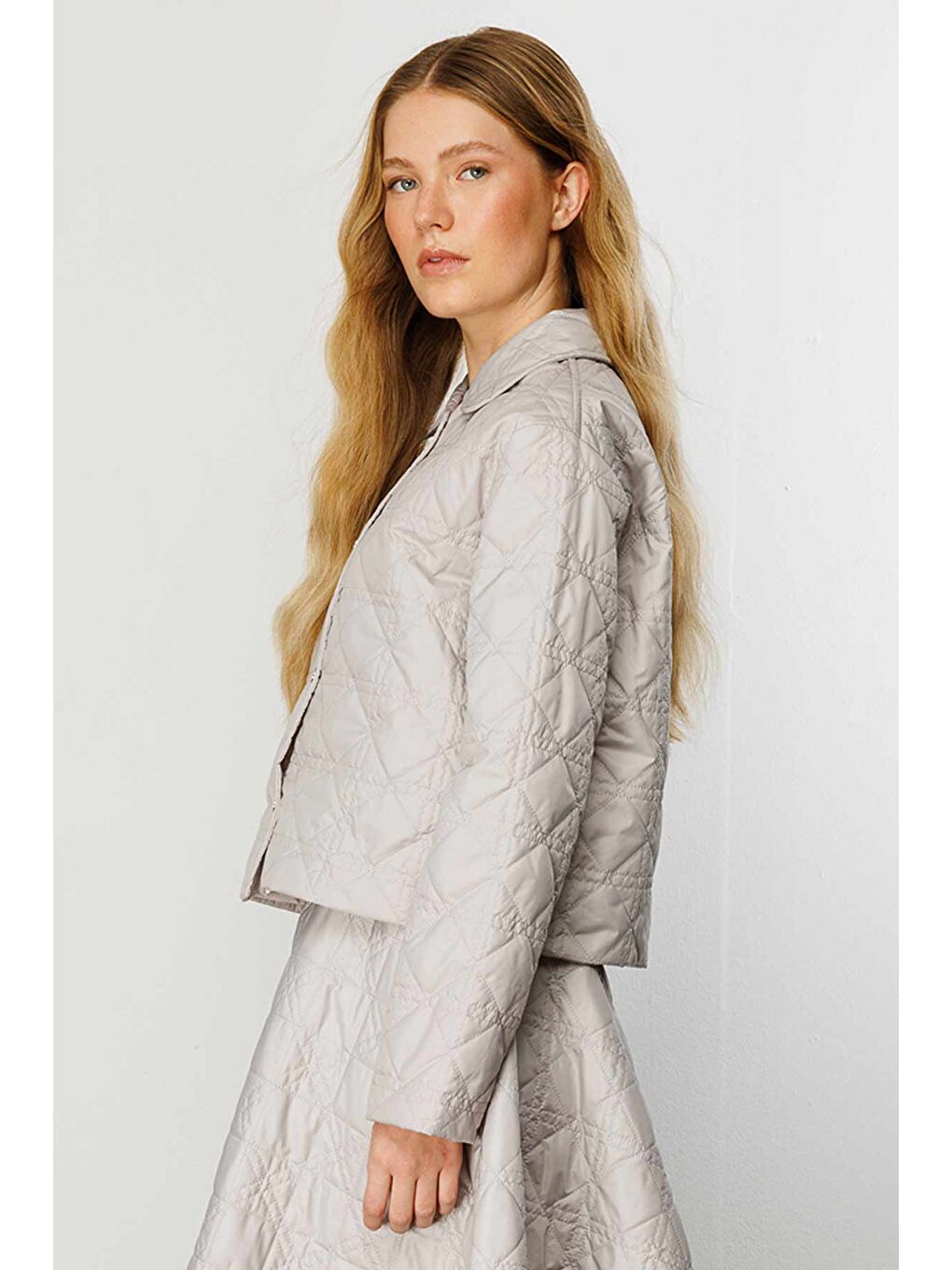 Kapitone Gri Crop Ceket-4