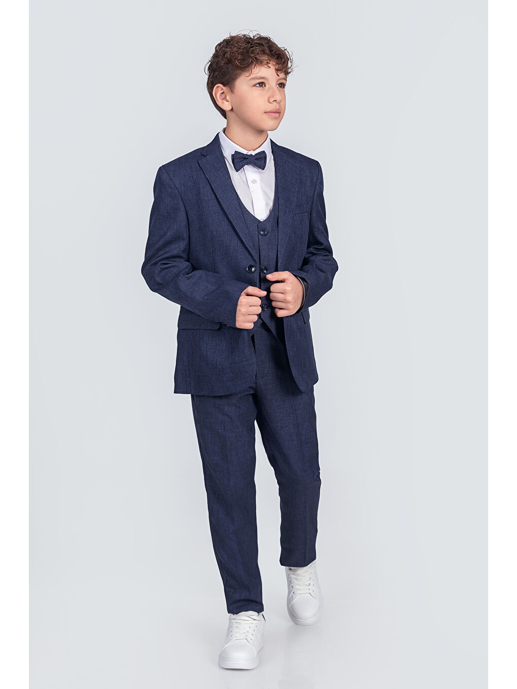 Lacivert Erkek Çocuk Papyonlu Yelekli Takım Elbise TE.4000YY-4