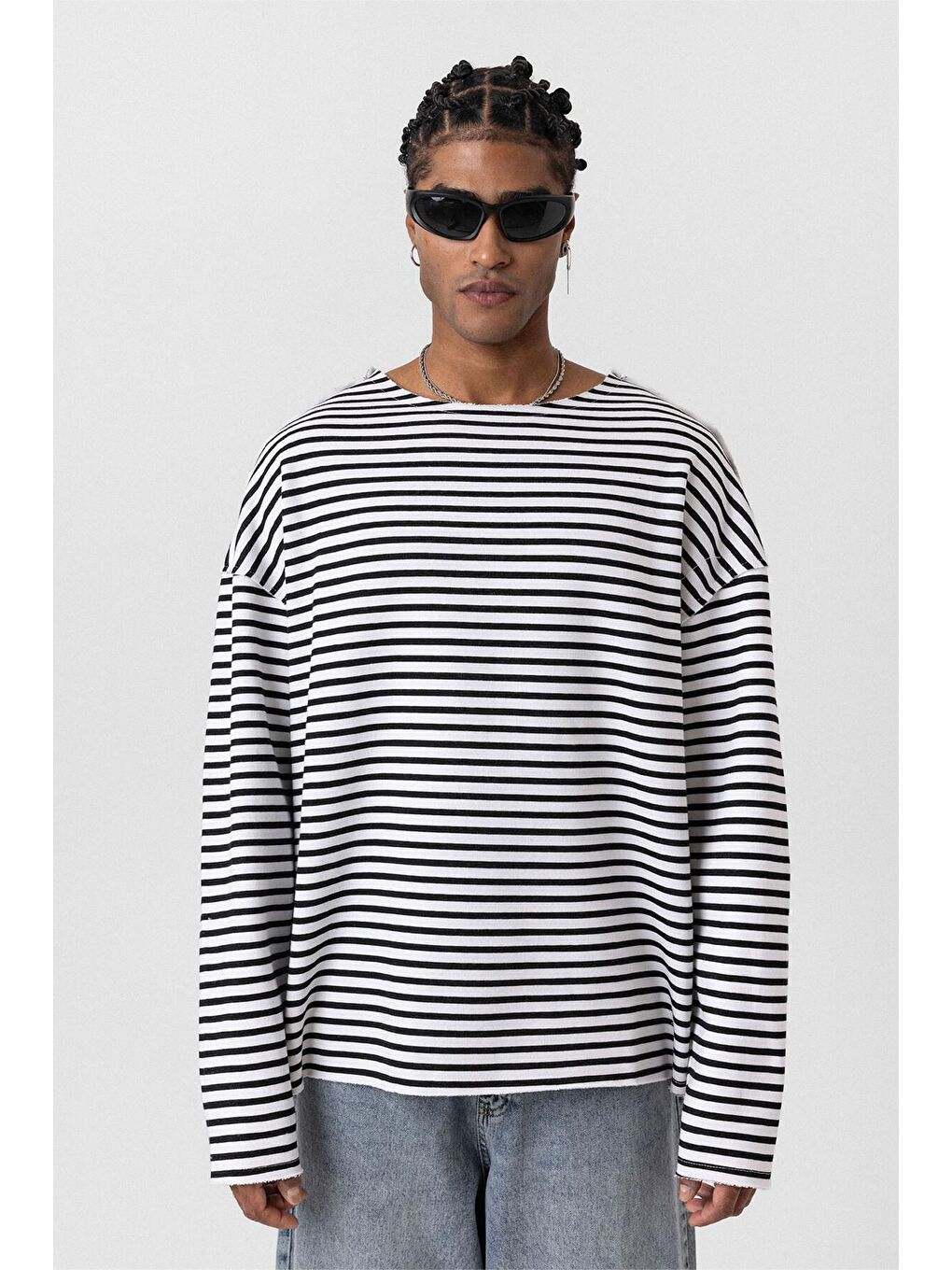 Yaka Detaylı Oversize Sweatshirt Ekru