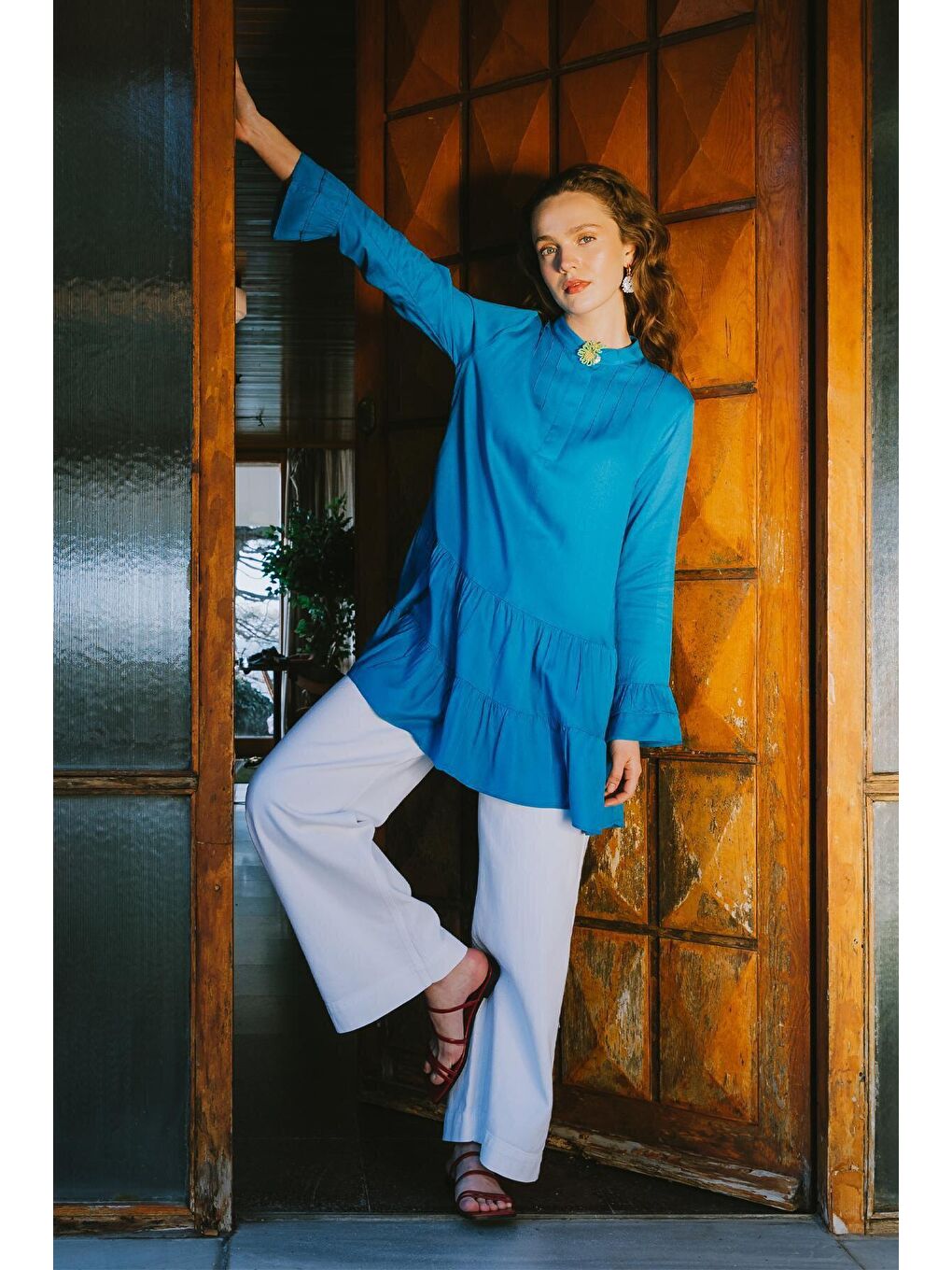 Mavi Hakim Yaka Yarım Patlı Volan Kollu Tunik