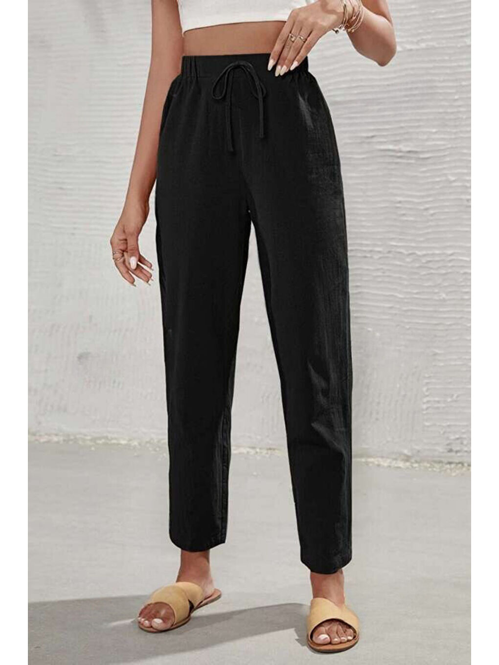 Siyah Kadın Belli Lastikli Havuç Kesim Pantolon SPR24EA86