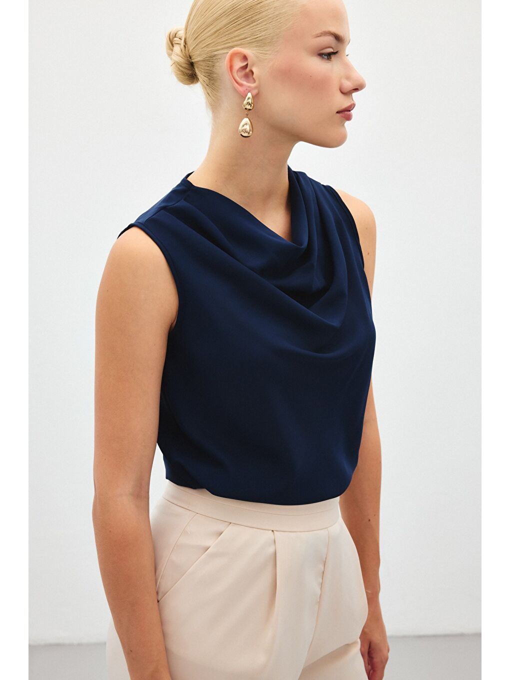 Degaje Yaka Kolsuz Bluz - Lacivert-5