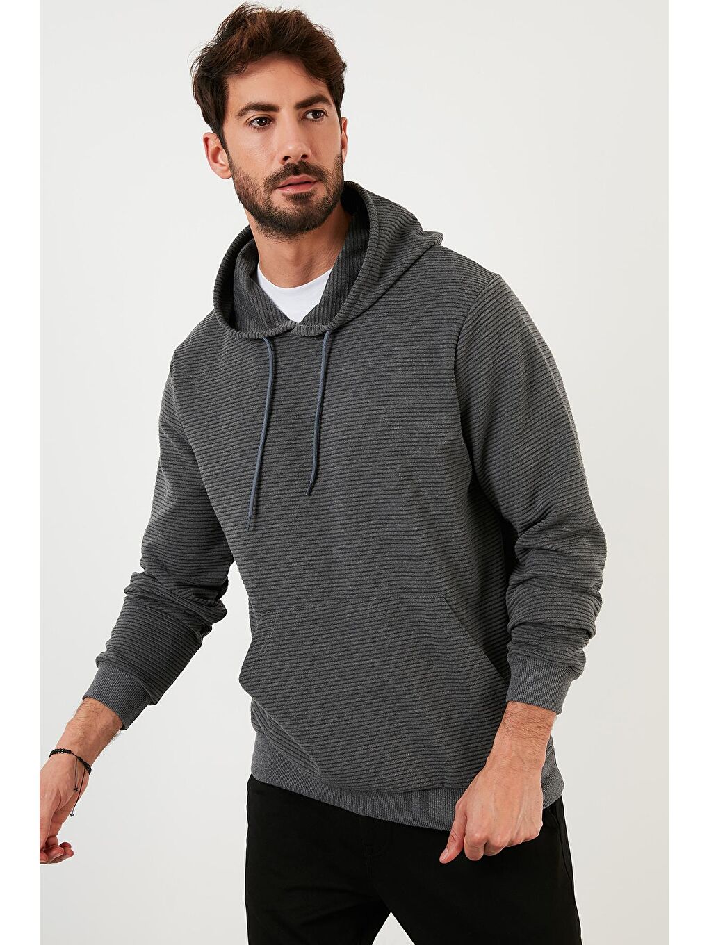 Antrasit Pamuklu Kapüşonlu Kanguru Cepli Slim Fit Erkek Hoodie 5896598-2