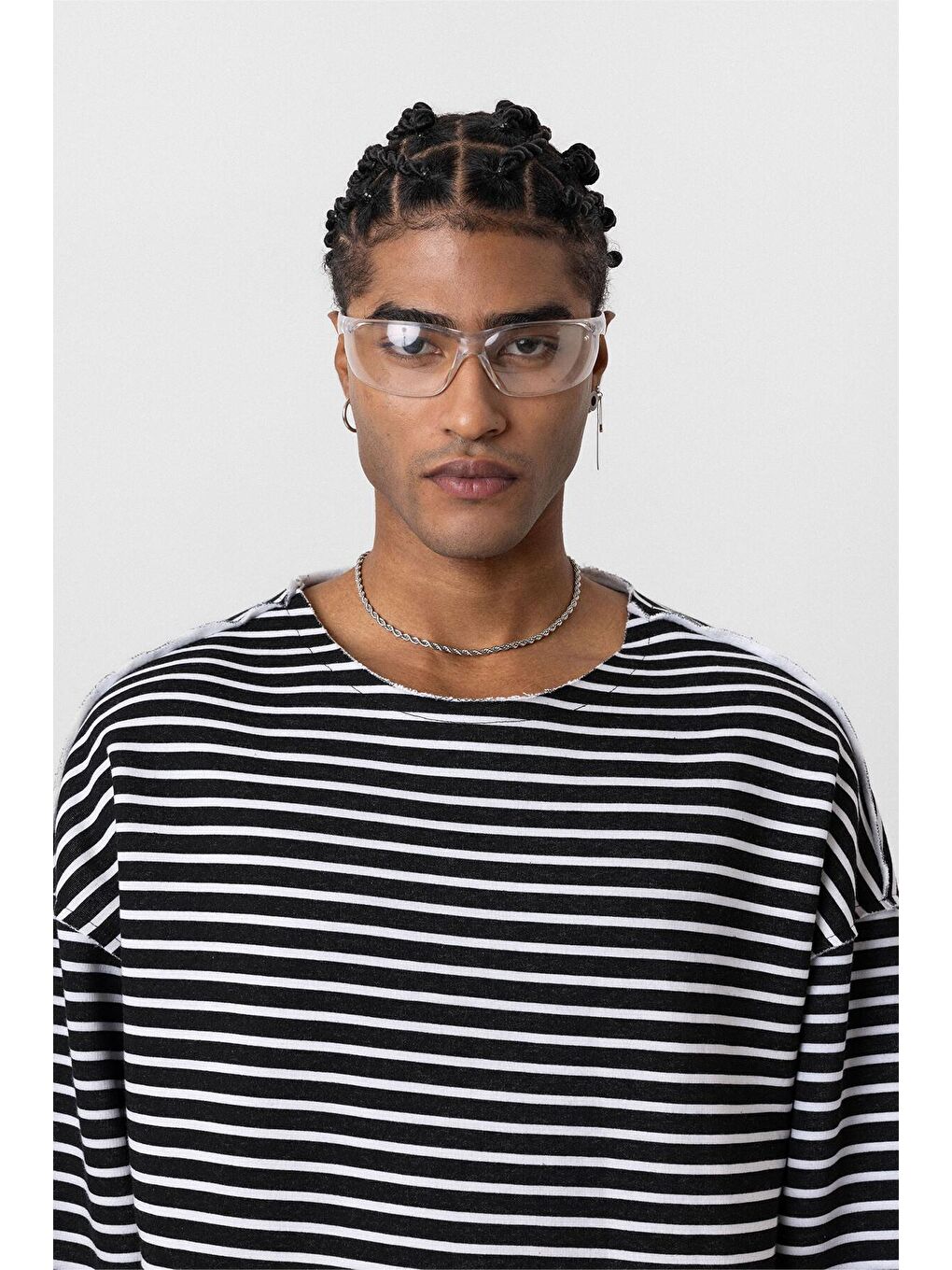 Yaka Detaylı Oversize Sweatshirt Siyah-4