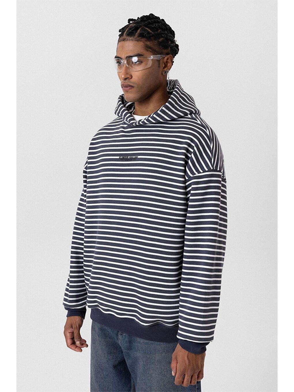 Gri Yazı Detaylı Kapüşonlu Oversize Sweatshirt Füme-1