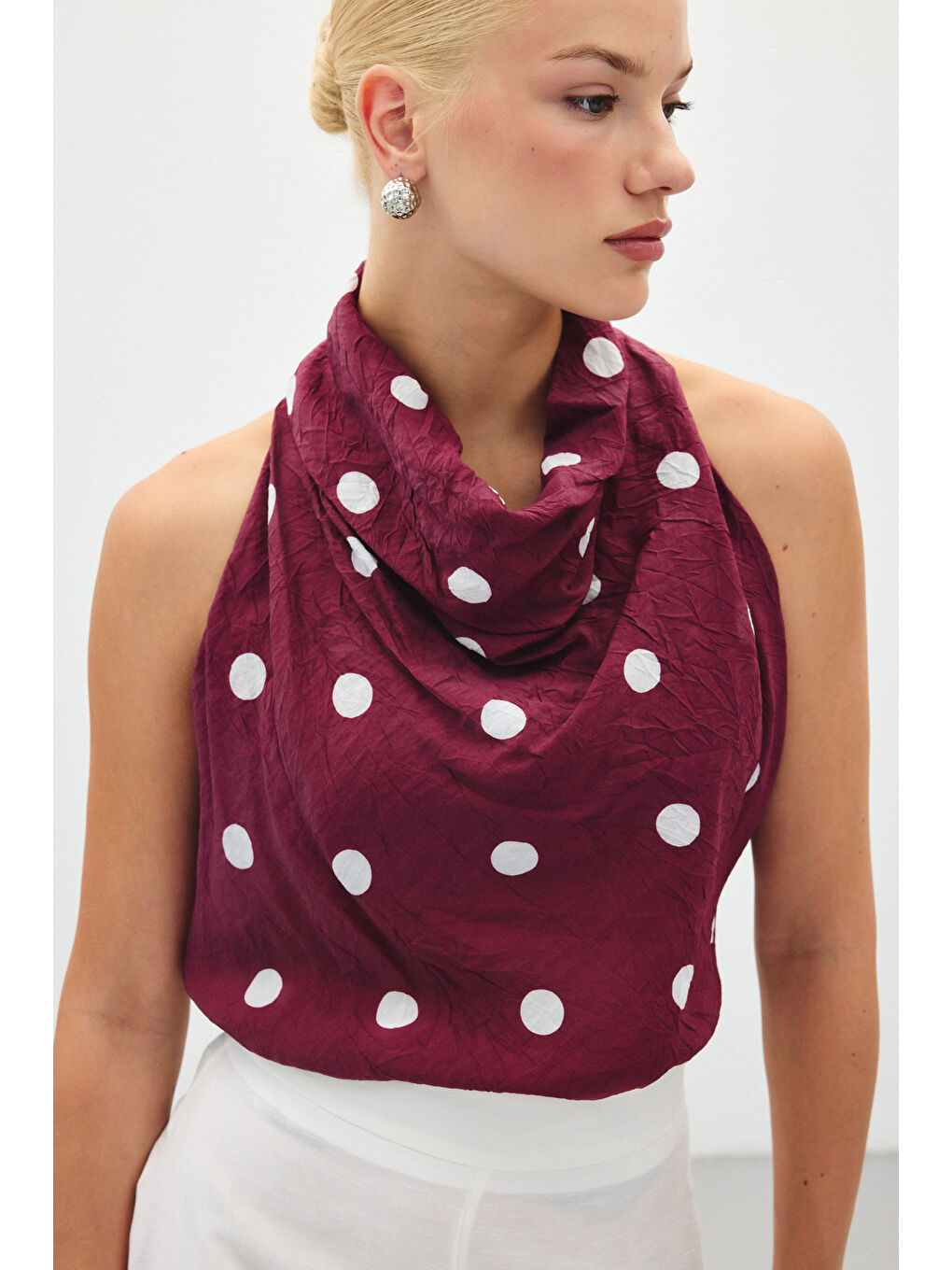 Kolsuz Puantiye Desenli Bluz - Bordo-6