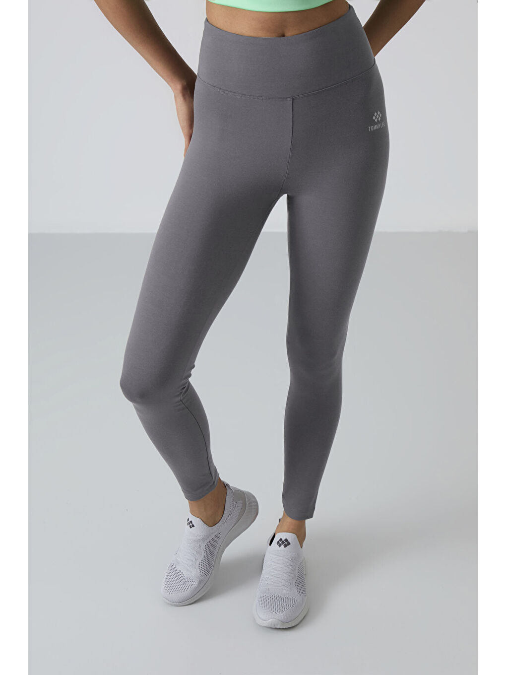 Koyu Gri Yüksek Bel Toparlayıcı Slim Fit Dar Paça Kadın Tayt - 94011-2